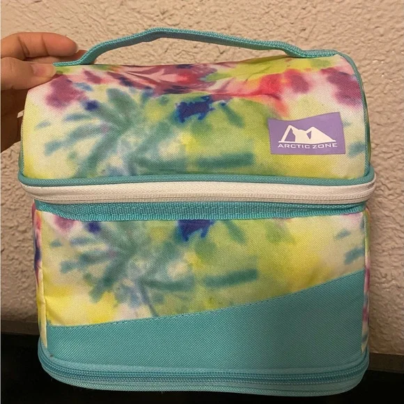 Artic Zone Tie dye Lunch Bag - Picture 2 of 4